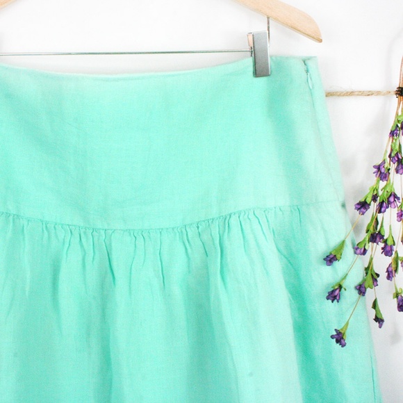 [VINEYARD VINES] ]Linen Seafoam Mini Skirt - Picture 2 of 4